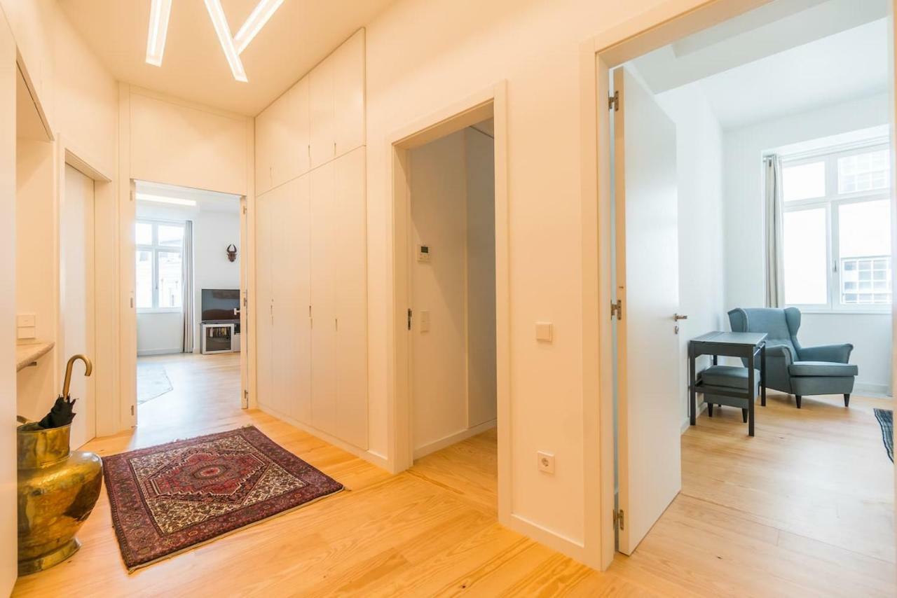Spacious & Bright In Cais Sodre * Lisbon