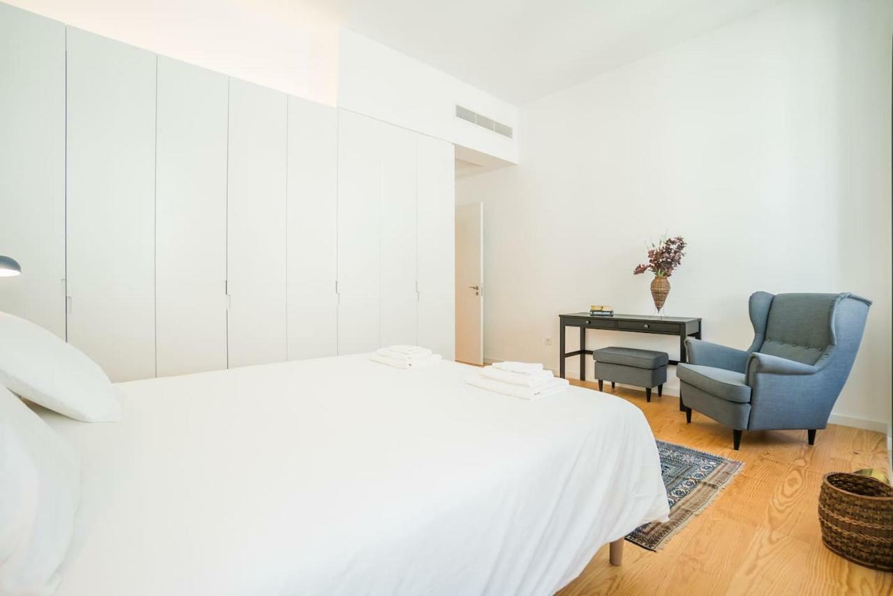 Spacious & Bright In Cais Sodre Apartment *